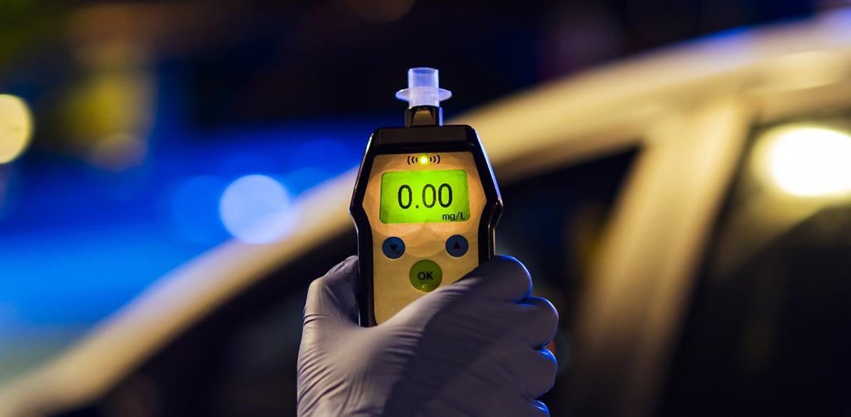 ¿Ha aumentado el consumo de alcohol al volante? Los siniestros mortales en los que el alcohol ha estado presente han ido aumentando año tras año.