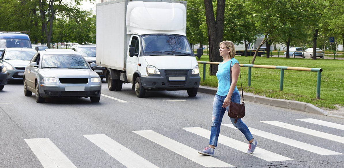 La prioridad de paso y la velocidad son dos factores determinantes para garantizar la seguridad vial urbana.