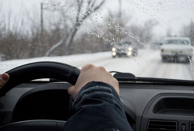 Todo lo que debes saber para conducir en invierno con climatología adversa