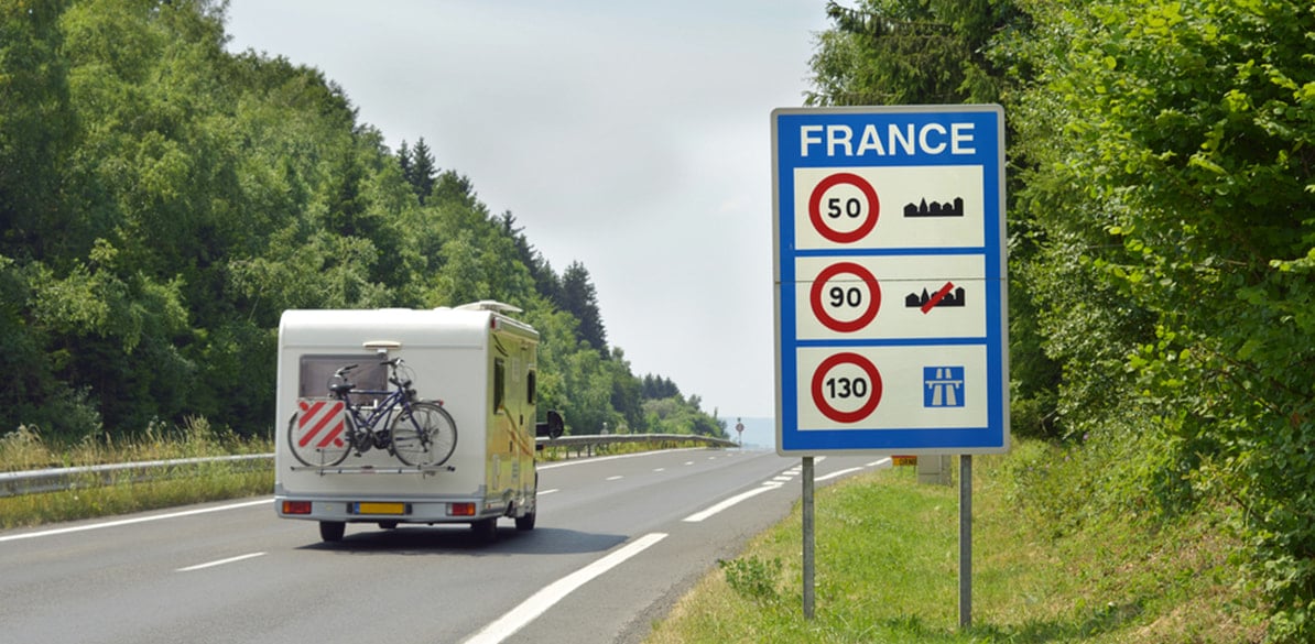 Si conduces en Francia debes cumplir con las normas de tráfico y circulación establecidas