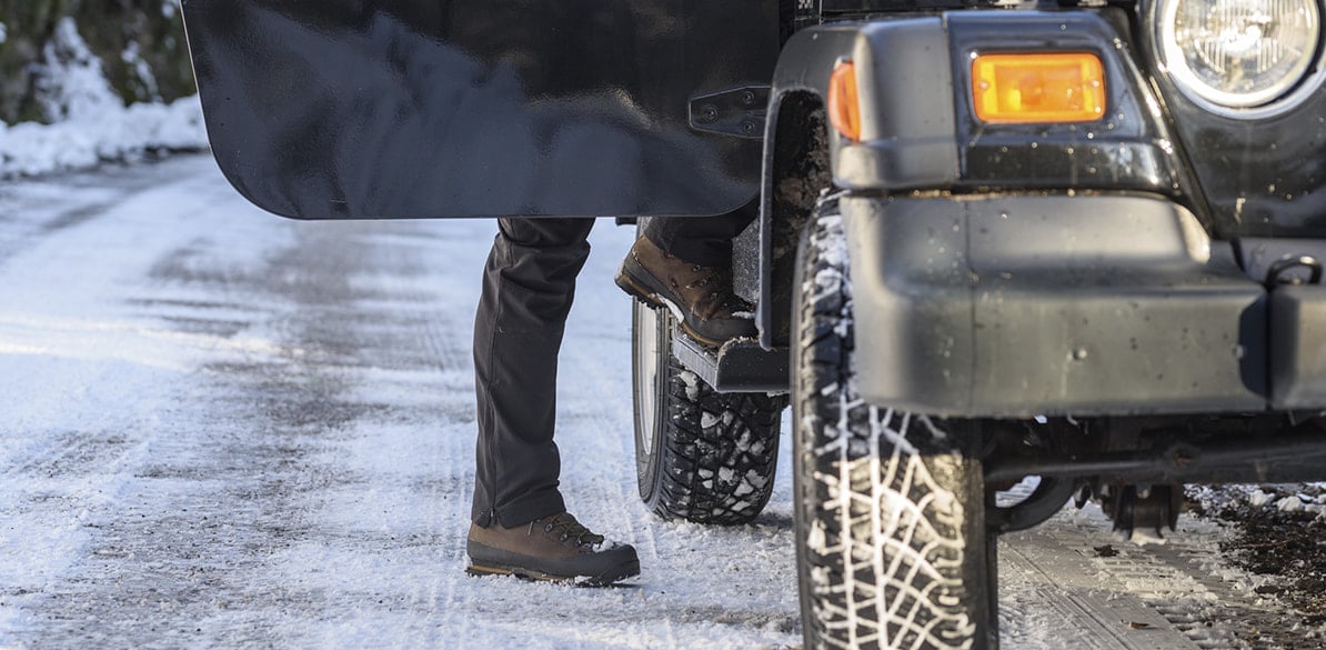 Los vehículos todoterreno se han mostrado en muchos casos como la alternativa perfecta para desplazarse por vías cubiertas por la nieve.