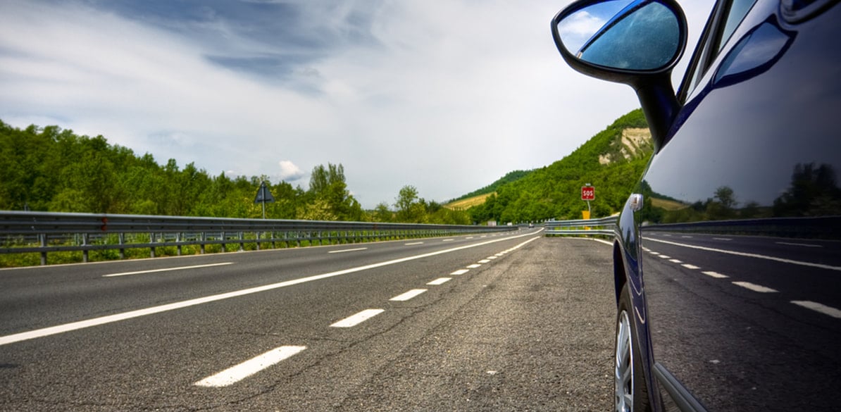 ¿Qué carril debo utilizar? ¿Debo tener en cuenta el número de carriles, si circulo por vía urbana o si es en autopista?