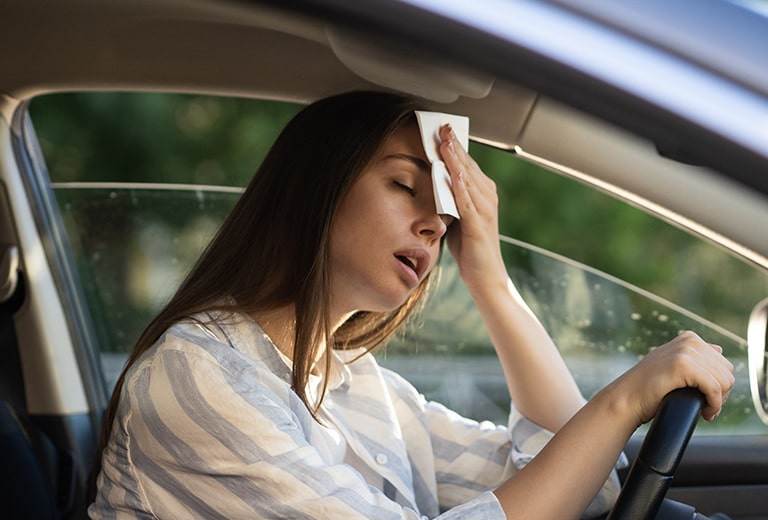 Protégete frente al calor, también en la carretera