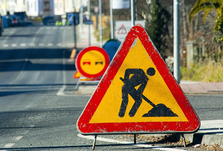 ¡Precaución! Así debes conducir por tramos de obras