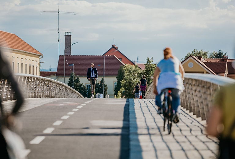 ¿Ha aumentado la siniestralidad vial laboral de bicis y patinetes?