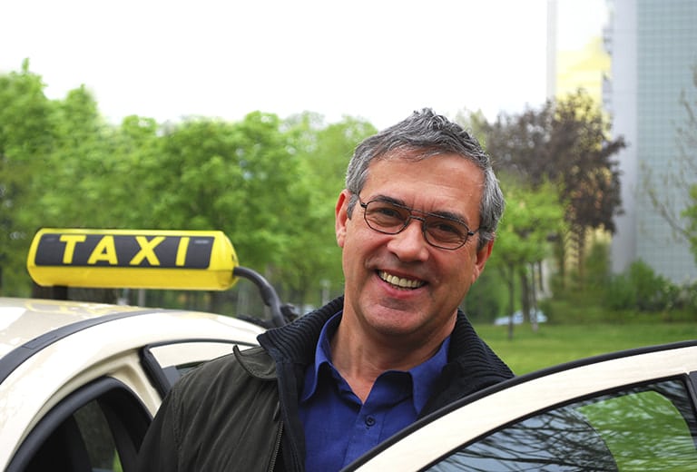 ¿Cómo garantiza un taxista la seguridad de los pasajeros?