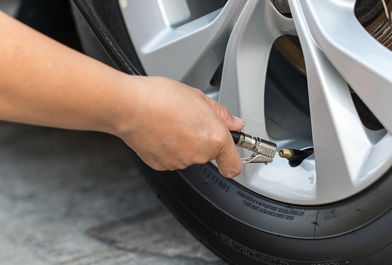 ¿En qué consiste el ‘Control de la presión de los neumáticos (TPMS)’ que está en tu vehículo?