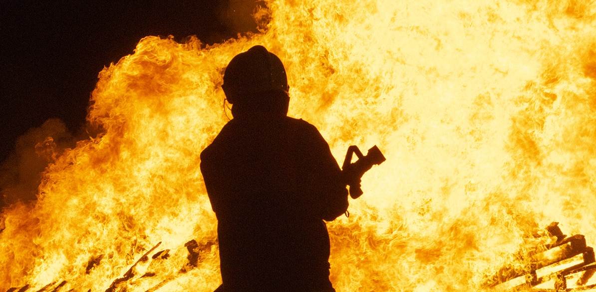 Víctimas de incendios en España 2021 La Asociación Profesional de Técnicos de Bomberos (APTB) y Fundación MAPFRE presentan un año más este estudio sobre víctimas de incendios en España