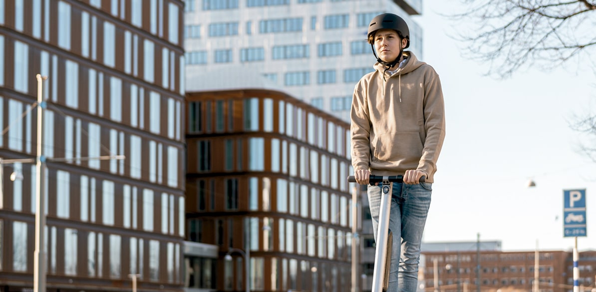 Análisis de la Siniestralidad de Vehículos de Movilidad Personal 2023 Fundación MAPFRE y CESVIMAP llevan a cabo este estudio para profundizar en las causas de los siniestros de patinetes eléctricos
